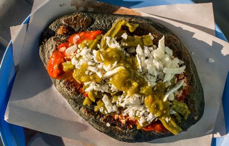 Tlacoyos in Mexiko Stadt unter den kulinarischen Spezialitäten der Welt zu schmecken - New York Times