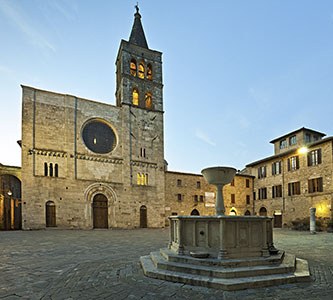 Silvestri Platz | Die Porchetta Von Bevagna