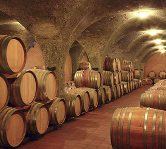 Cariani - Cantine per la produzione del famoso vino Montefalco Sagrantino DOCG